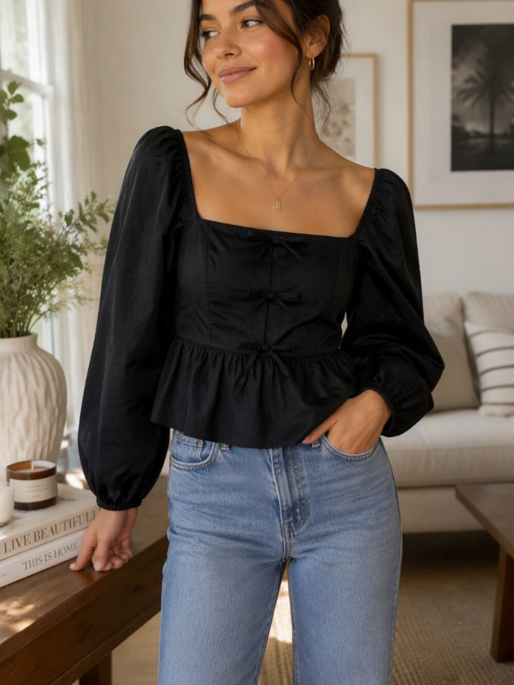 Francesca's Collections Black Puff-Sleeve Square Neck Peplum Blouse